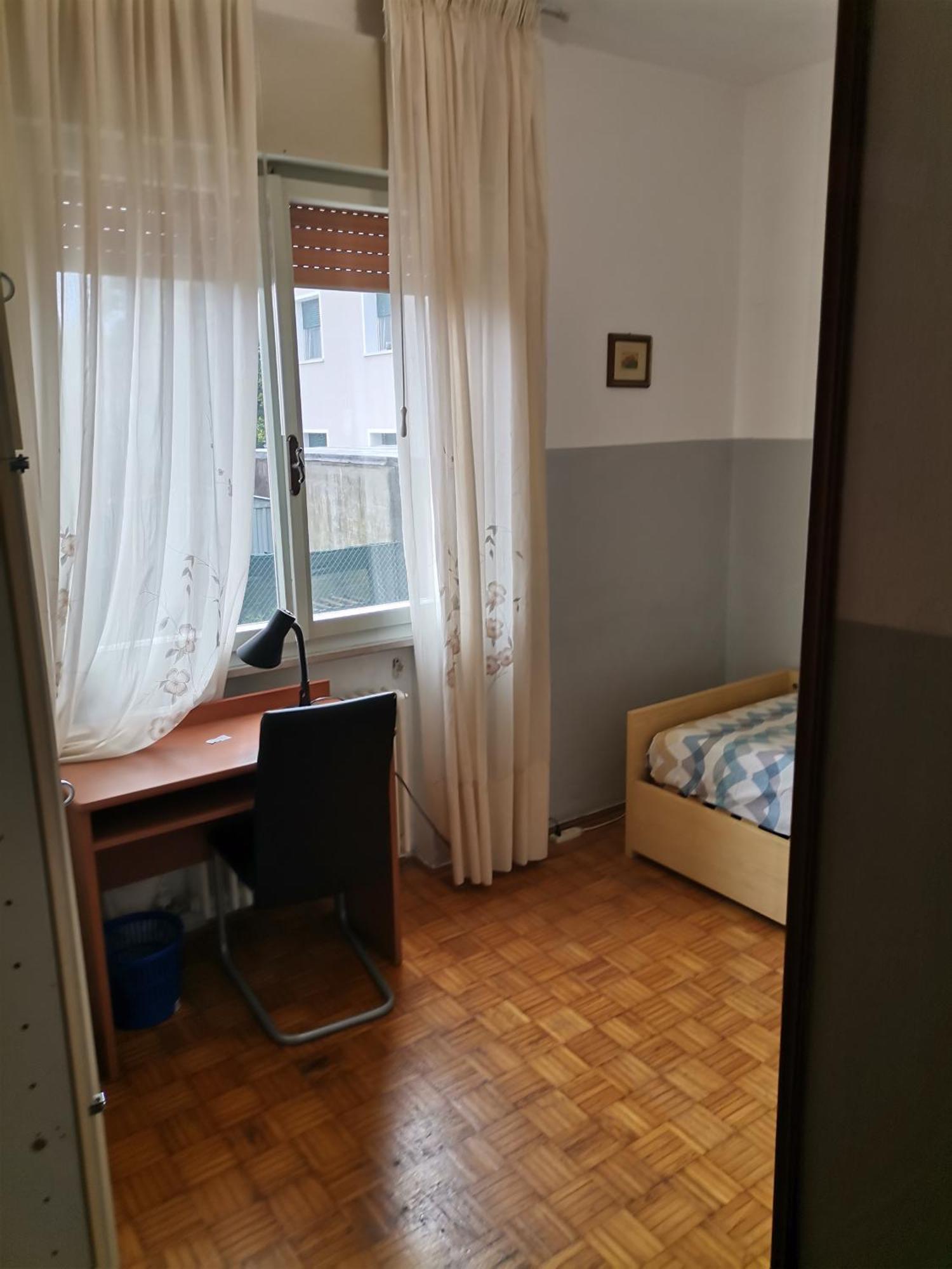 Camera In Appartamento Pordenone Exteriör bild